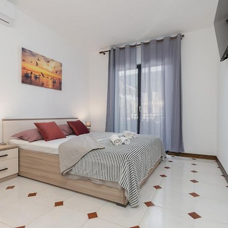 Cukerina Apartment With Whirpool & Sauna Πόρετς Εξωτερικό φωτογραφία