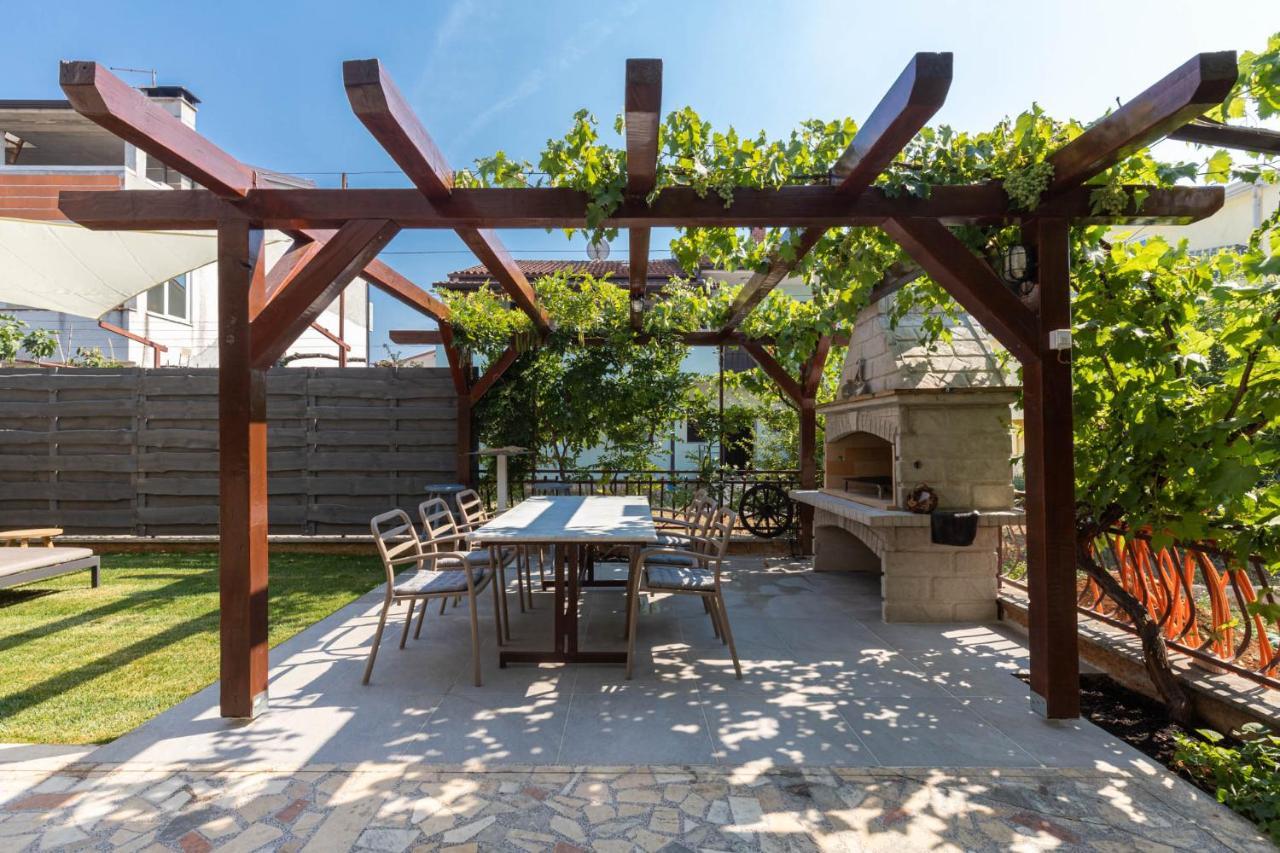 Cukerina Apartment With Whirpool & Sauna Πόρετς Εξωτερικό φωτογραφία