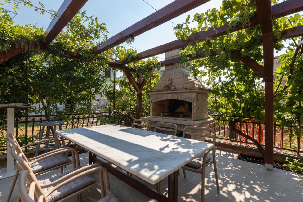 Cukerina Apartment With Whirpool & Sauna Πόρετς Εξωτερικό φωτογραφία