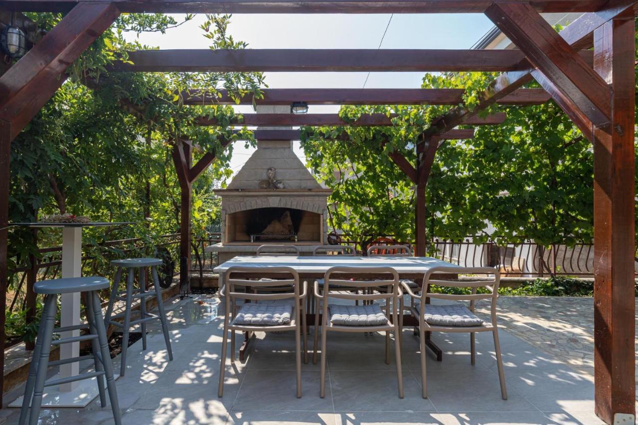 Cukerina Apartment With Whirpool & Sauna Πόρετς Εξωτερικό φωτογραφία