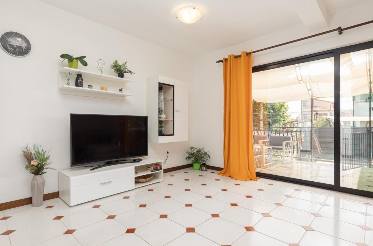 Cukerina Apartment With Whirpool & Sauna Πόρετς Εξωτερικό φωτογραφία